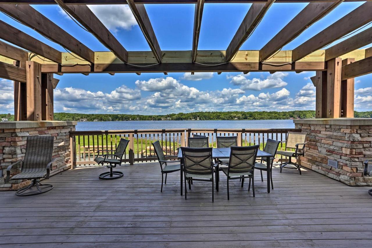 With Beach Access And Game Room! * Pocono Lake