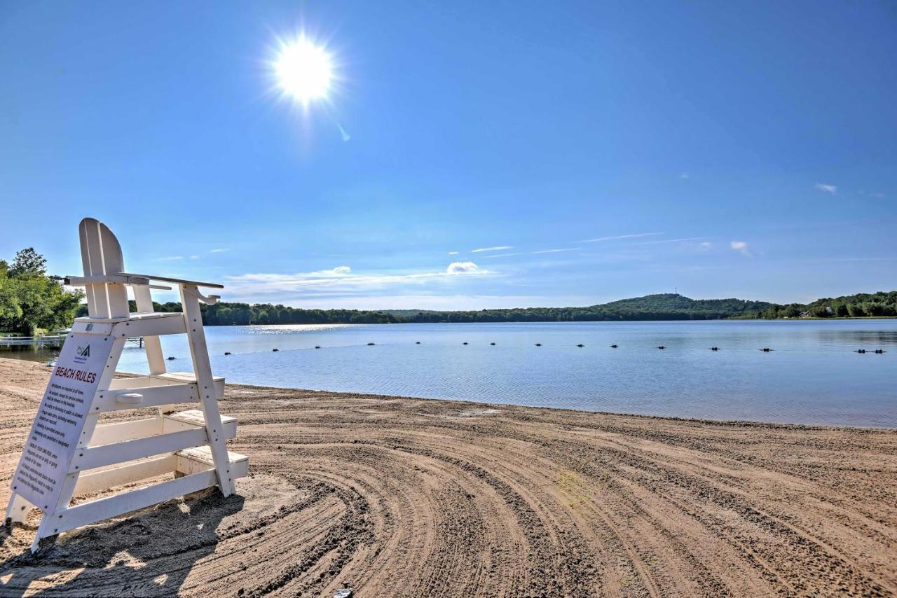Holiday home With Beach Access And Game Room!